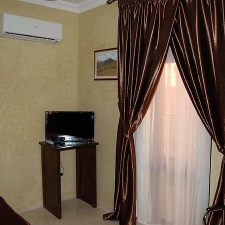 Hotel Amoudou فندق أمودو Tiznit Εξωτερικό φωτογραφία